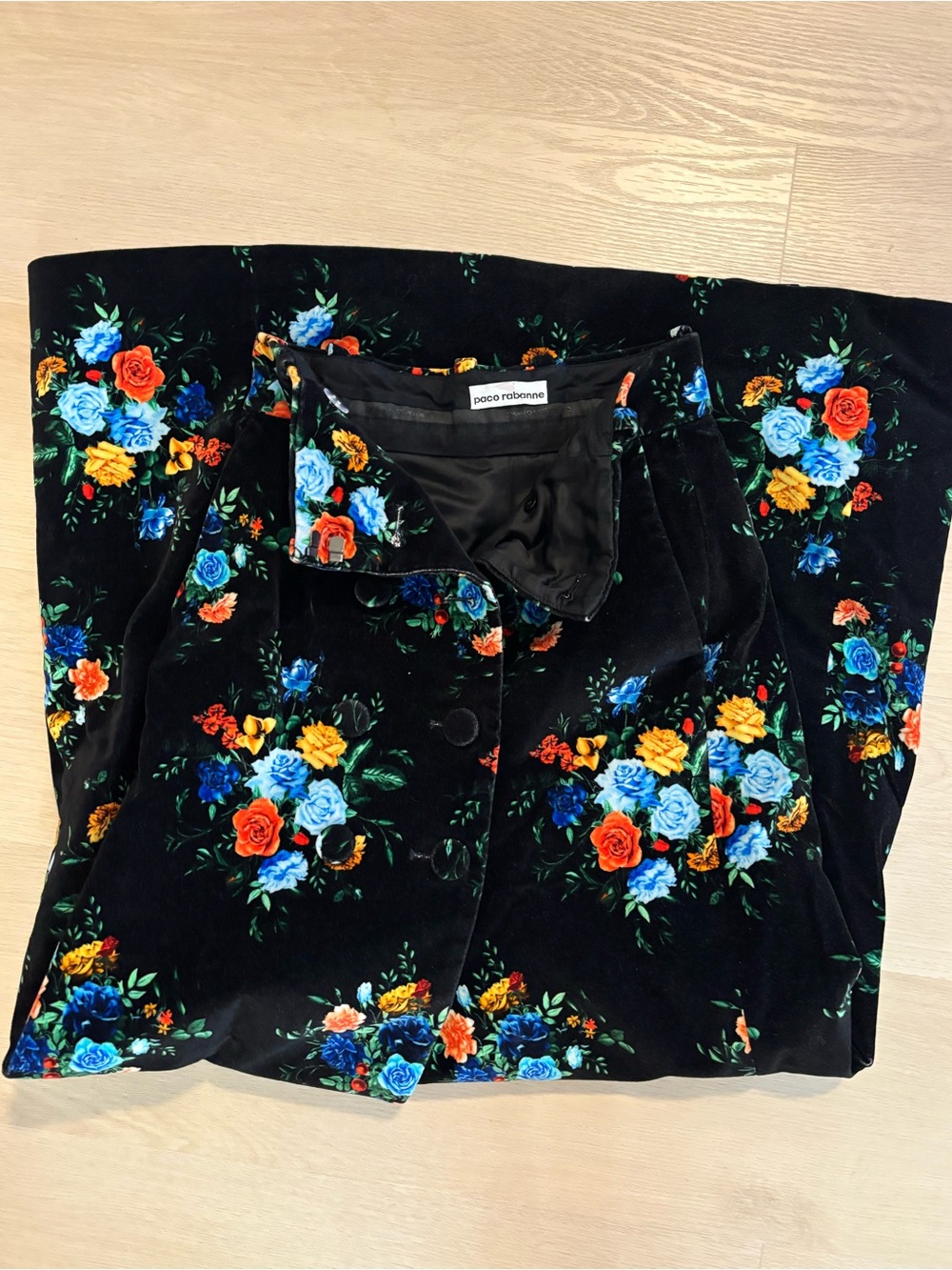 Paco Rabanne Floral Velvet Maxi Skirt - Black with Multicolor Roses size 34 - Picture 4 of 5